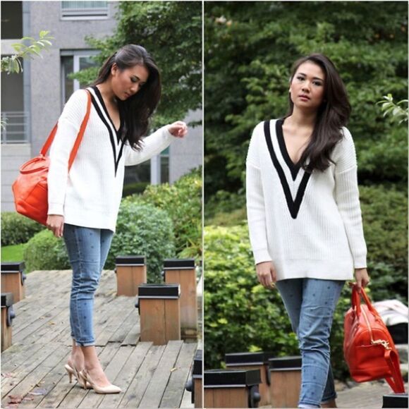 ✨H&M V-neck Sweater✨  - Picture 6 of 6